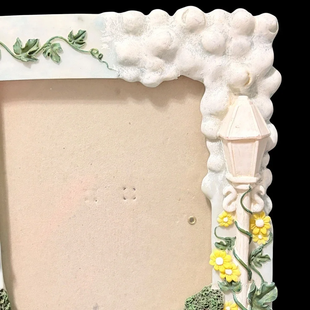 Vintage Wal-Mart Garden Path 3D Resin Picture Frames Set of 2 Cottagecore 5x7
